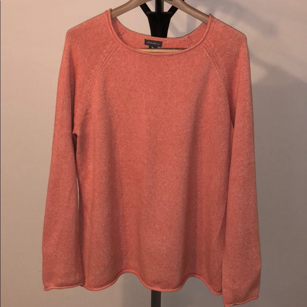 Women’s peach knitted sweater